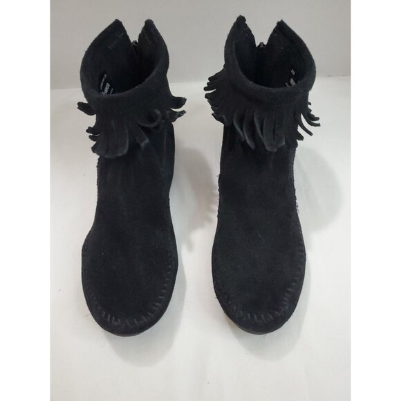 Minnetonka Women's Moccasin Size 5 Black Suede Ankle Fringe Zip Boots Leather - Picture 5 of 11
